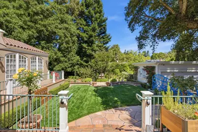 128 Clark Dr, San Mateo, CA 94402 - Photo 21