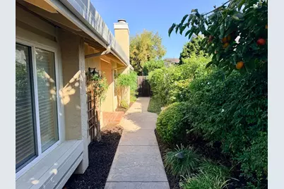 2471 Wooding Ct, San Jose, CA 95128 - Photo 3