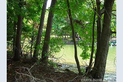 686 Reliance Court - Photo 1