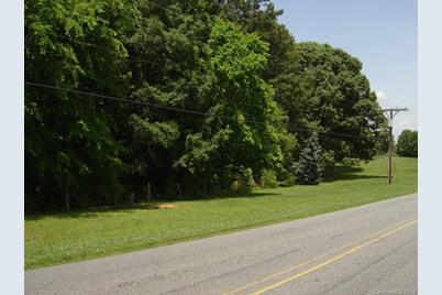 492 Rinehardt Road - Photo 1