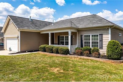 243 Valerie Drive - Photo 1