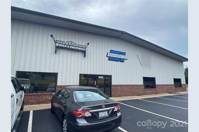 1027 Central Drive NW #Unit B - Photo 1