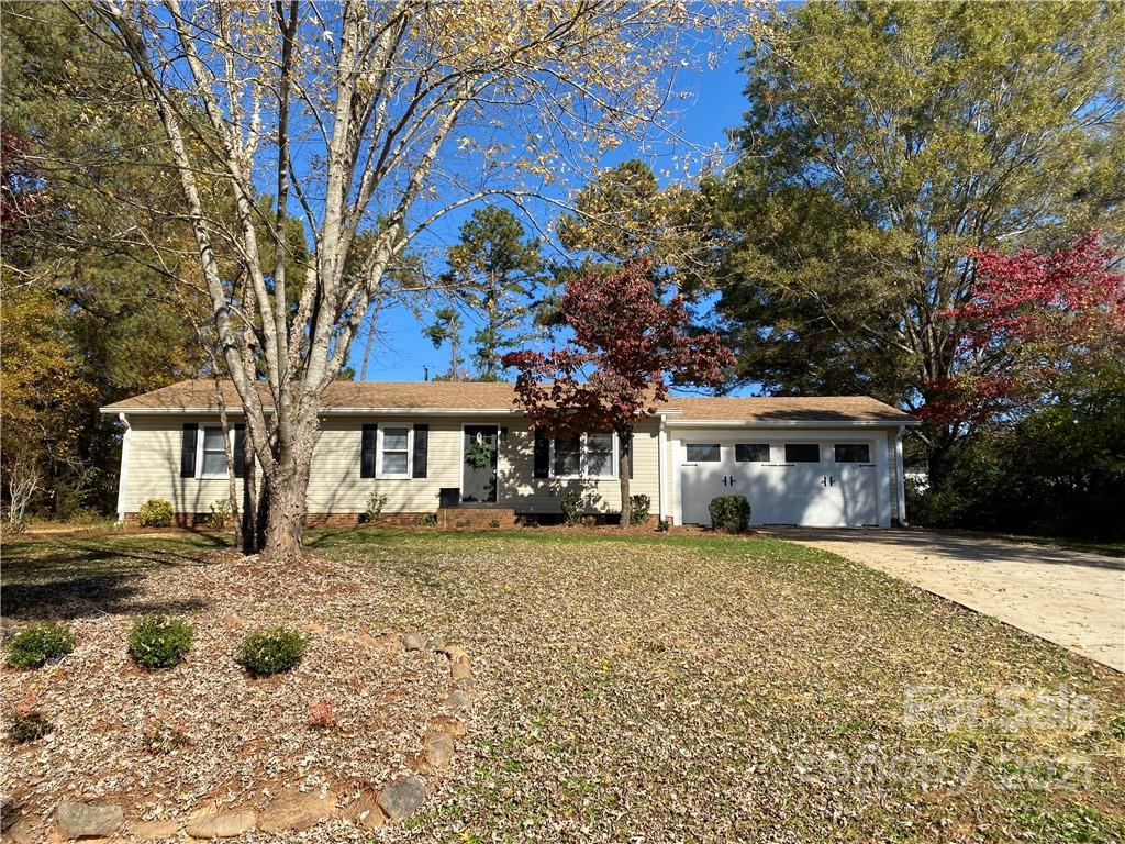 13308 Deland Dr, Norwood, NC 28128 - MLS 3805582 - Coldwell Banker