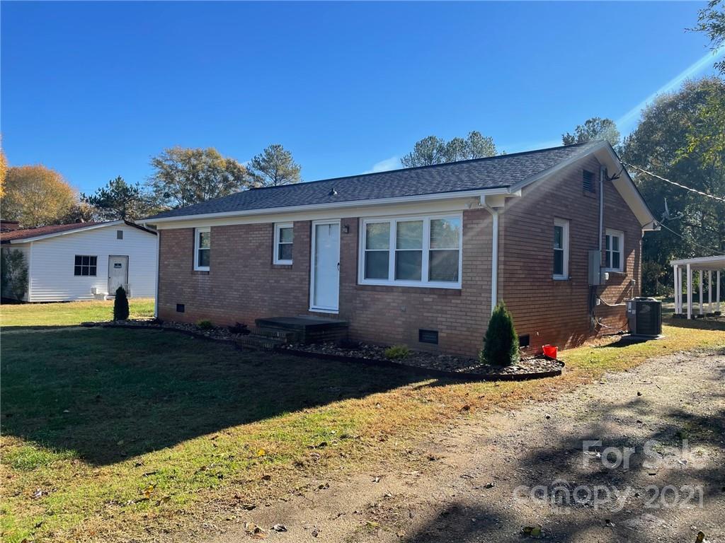 1915 Holly Hill Rd, Shelby, NC 28152 - MLS 3805646 - Coldwell Banker