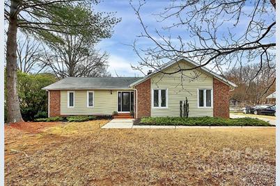 11086 Painted Tree Road, Charlotte, NC 28226 - Photo 1