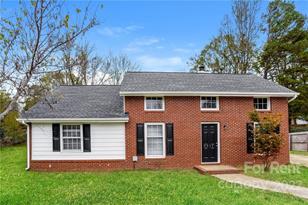 4417 Westcreek Ct, Charlotte, NC 28227 - MLS 3923326 - Coldwell Banker