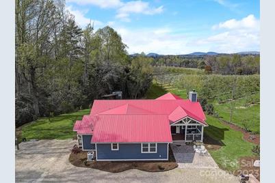 150 Raspberry Point Lane, Flat Rock, NC 28731 - Photo 1