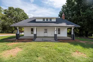328 Miller Ave, Statesville, NC 28677 - Photo 1