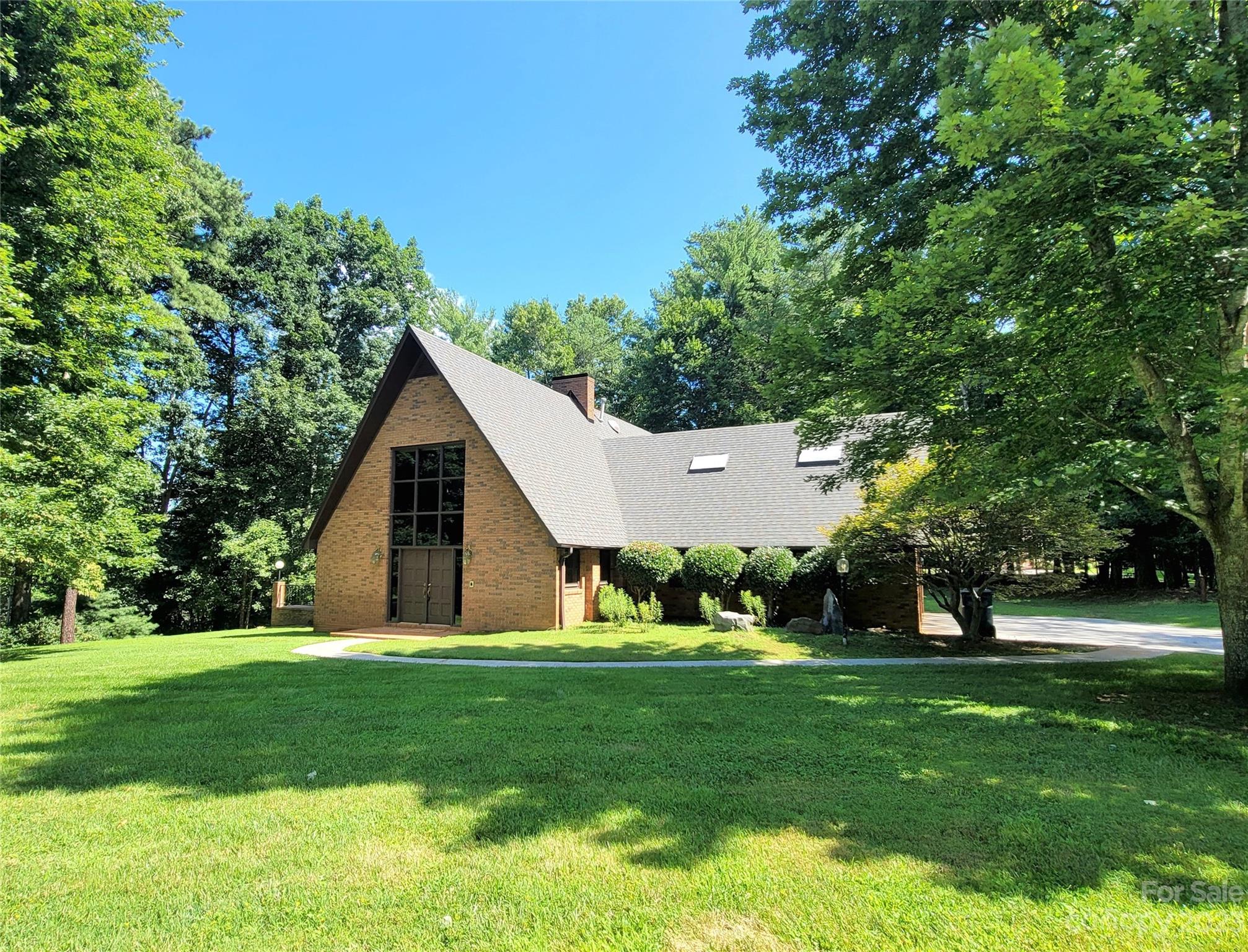 Sossoman Funeral Home Morganton - 03e8fls