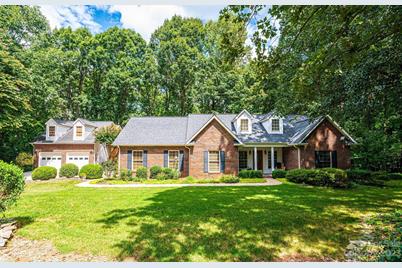 5370 Pittstown Rd Hickory NC 28602 MLS 4067698 Coldwell Banker