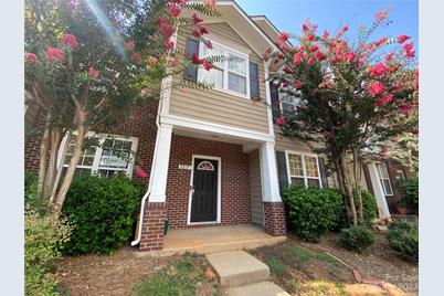 8215 Chaceview Court, Charlotte, NC 28269 - Photo 1