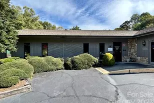 352 Harper Ave NW, Lenoir, NC 28645 - Photo 1