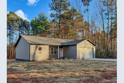 2926 19th Street NE, Hickory, NC 28601 - Photo 1