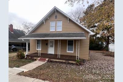 113 E. Gray Avenue, Mooresville, NC 28115 - Photo 1