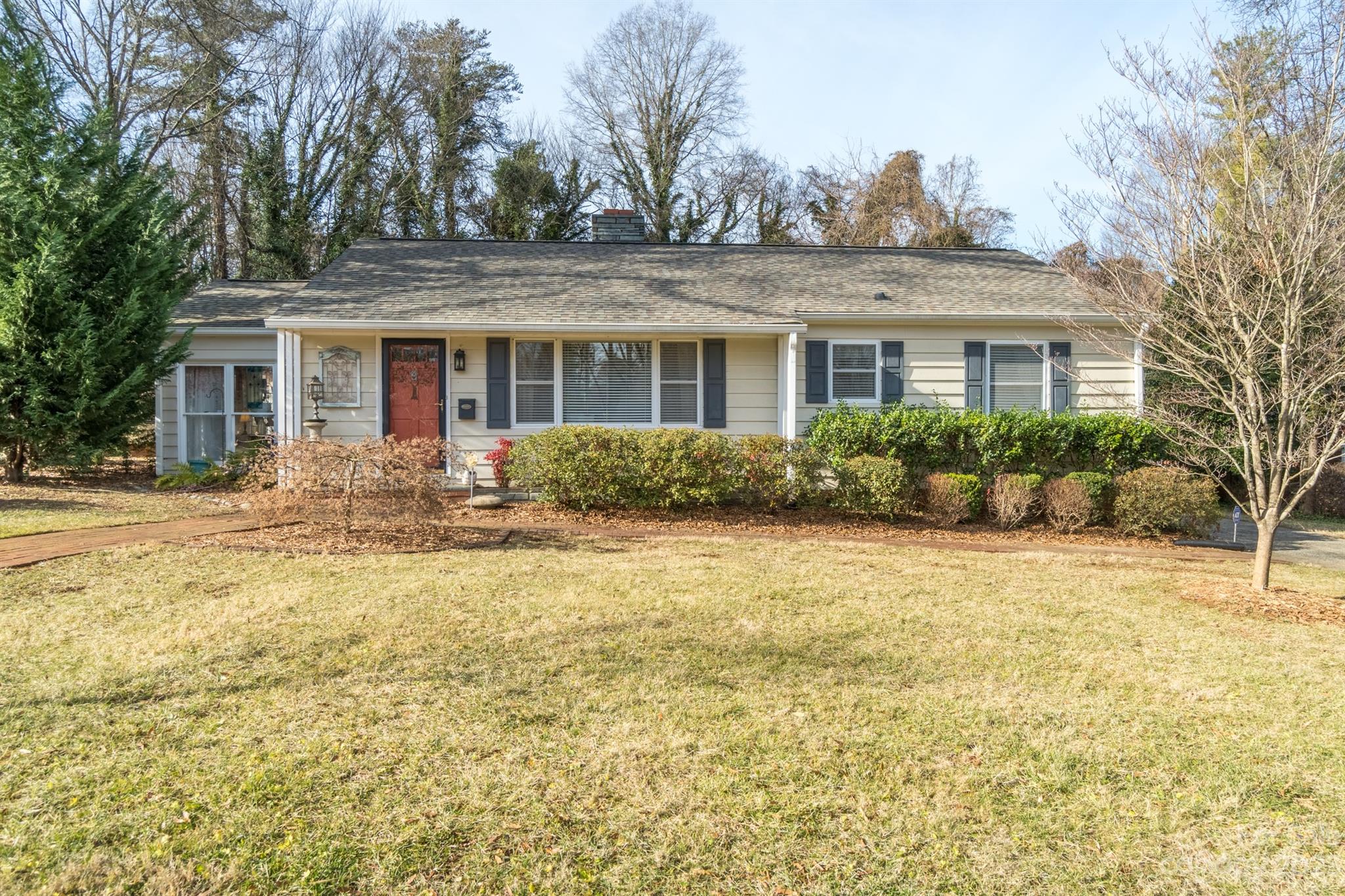 551 Lakeside Dr, Statesville, NC 28677 - MLS 4097975 - Coldwell Banker