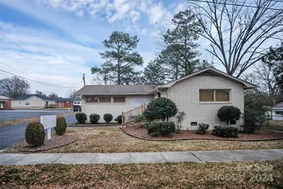 203 S Juniper Street, Kings Mountain, NC 28086 - Photo 1