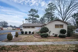 203 S Juniper St, Kings Mountain, NC 28086 - Photo 1