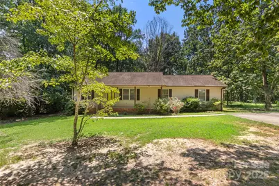 1302 Hickory Nut Lane, Lincolnton, NC 28092 - Photo 1