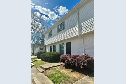 2909 Burgess Drive #3, Charlotte, NC 28208 - Photo 1