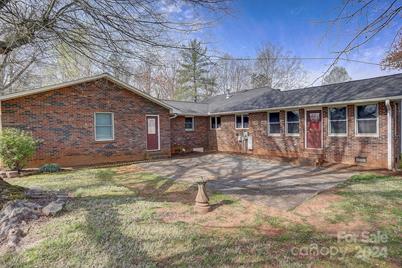 324 Casar Lawndale Road - Photo 1