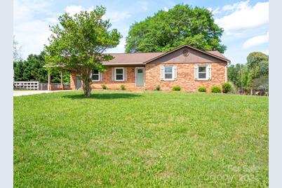3317 Mistletoe Lane, Gastonia, NC 28056 - Photo 1