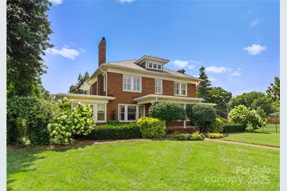 215 N Main Street, Belmont, NC 28012 - Photo 1