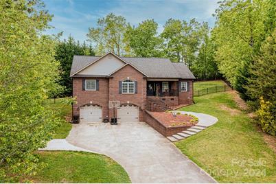 308 Oak Knoll, Hildebran, NC 28637 - Photo 1