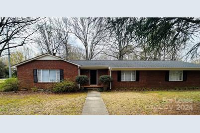 1400 Lancaster Avenue, Monroe, NC 28112 - Photo 1