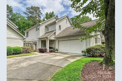 17764 Kings Point Drive, Cornelius, NC 28031 - Photo 1