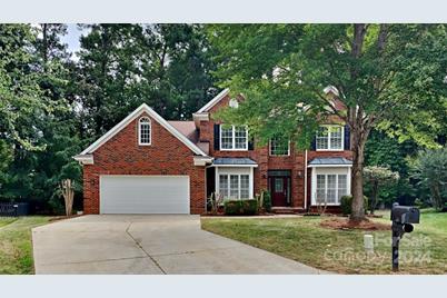 4404 Red Holly Court, Charlotte, NC 28215 - Photo 1