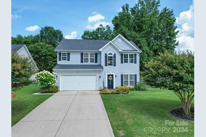 3416 Fairfax Woods Drive, Matthews, NC 28105 - Photo 1