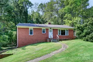 419 Monte Vista Rd, Candler, NC 28715 - Photo 1