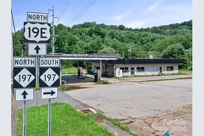 432 E US Hwy 19 Bypass E, Burnsville, NC 28714 - Photo 1