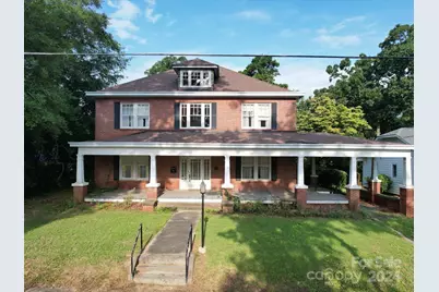 222 Leak Avenue, Wadesboro, NC 28170 - Photo 1