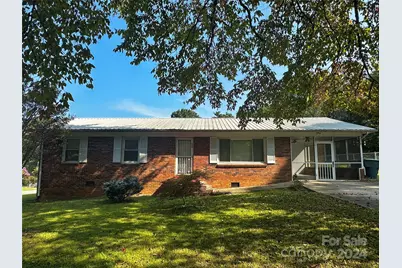 614 3rd Street Place SW, Conover, NC 28613 - Photo 1