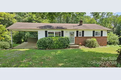 609 5th Street Place SW, Hildebran, NC 28637 - Photo 1