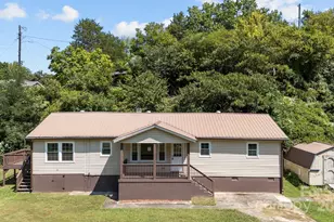 31 Raleigh Ln, Hot Springs, NC 28743 - Photo 1