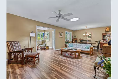 144 Derbyshire Drive, Hendersonville, NC 28792 - Photo 1