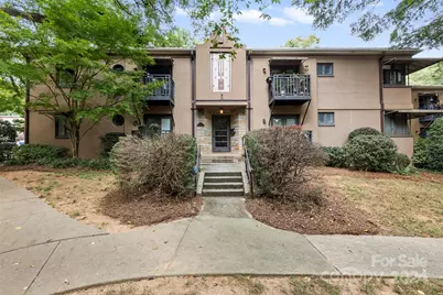 211 N Dotger Avenue #D-3, Charlotte, NC 28207 - Photo 1
