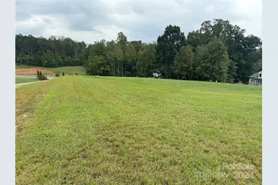 4122 Ridge Drive NE #86, Conover, NC 28613 - Photo 1