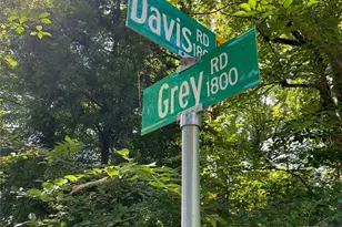 1917 Davis Rd, Davidson, NC 28036 - Photo 1