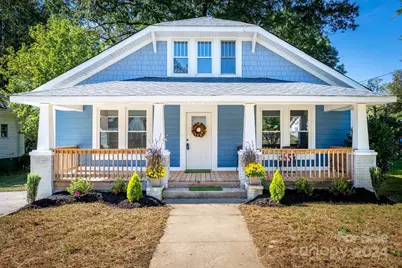 1318 W Wilson Lee Boulevard, Statesville, NC 28677 - Photo 1