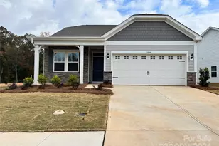 1044 Bull Dog Ln, Wingate, NC 28174 - Photo 1