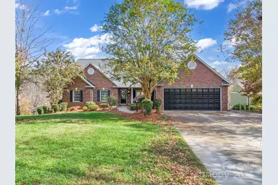 271 Lockhard Circle, Troutman, NC 28166 - Photo 1