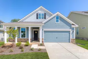 571 Fox Cove Rd, Hendersonville, NC 28792 - Photo 1