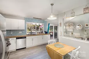 11800 5 Cedars Rd, Charlotte, NC 28226 - Photo 1