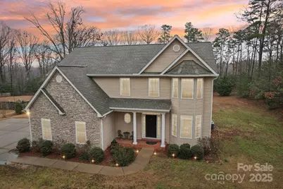 308 Crestview Lane, Spartanburg, SC 29301 - Photo 1
