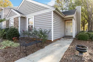 1835 Fairlawn Ct, Rock Hill, SC 29732 - Photo 1