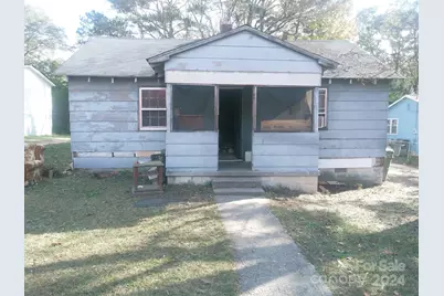 115 Brooks Avenue, Rockingham, NC 28379 - Photo 1