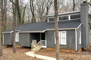 958 Sherwood Cir, Lancaster, SC 29720 - Photo 1